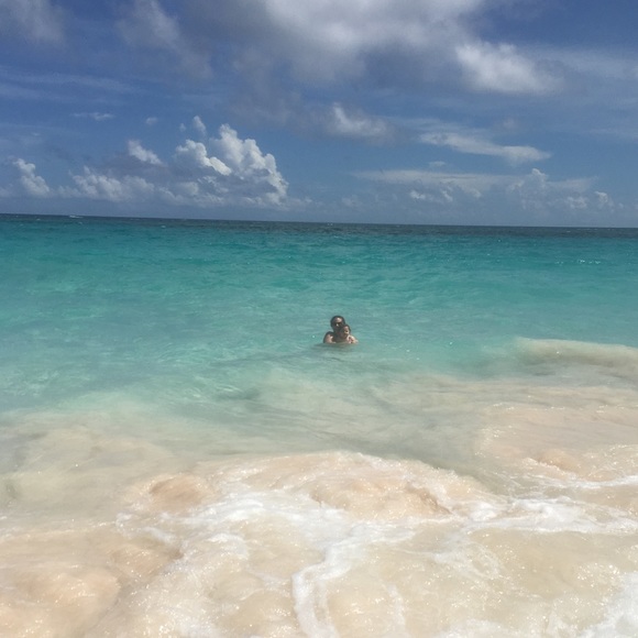 Meet your Posher, Kris - Picture 5 of 7